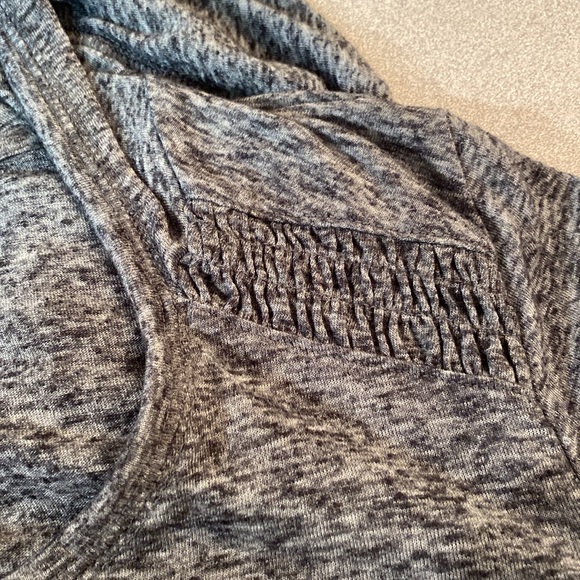 Champion - C9 burnout hooded top. Size XS - Picture 7 of 11